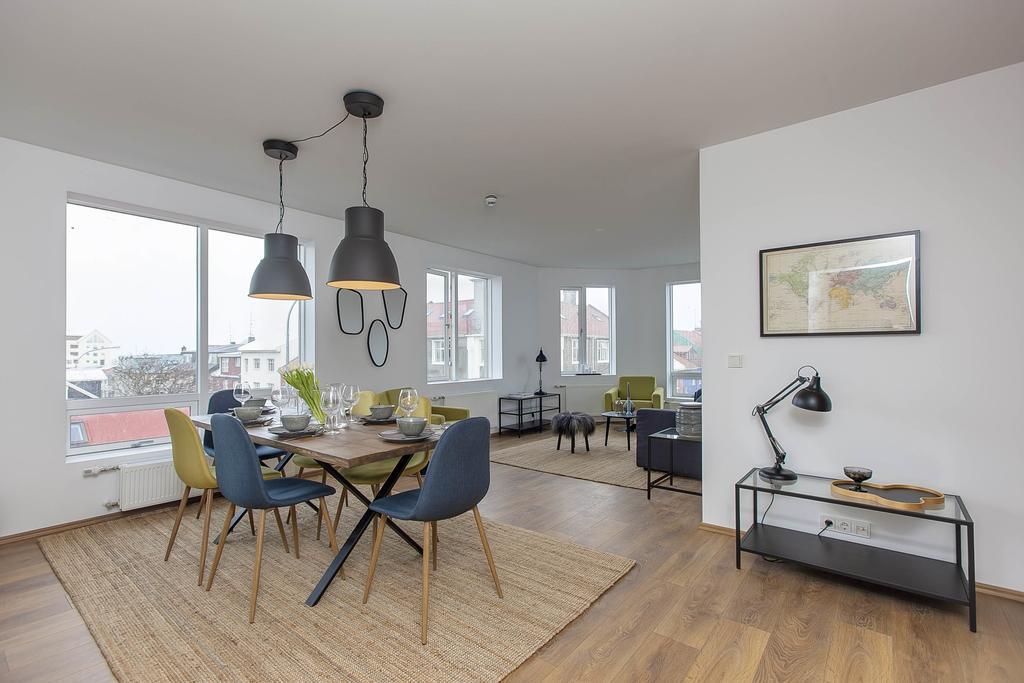Thomsen Suites