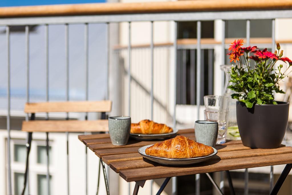 Thomsen Suites