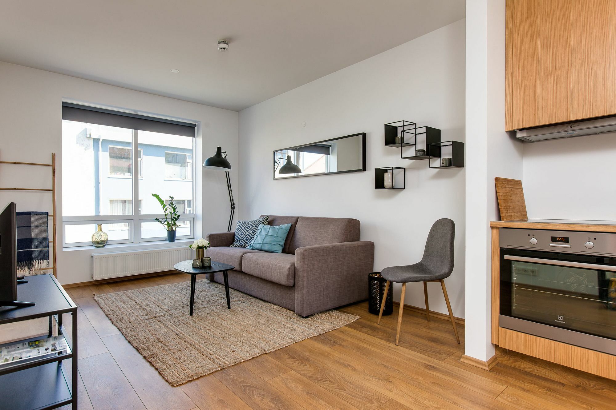 Thomsen Suites Apartment